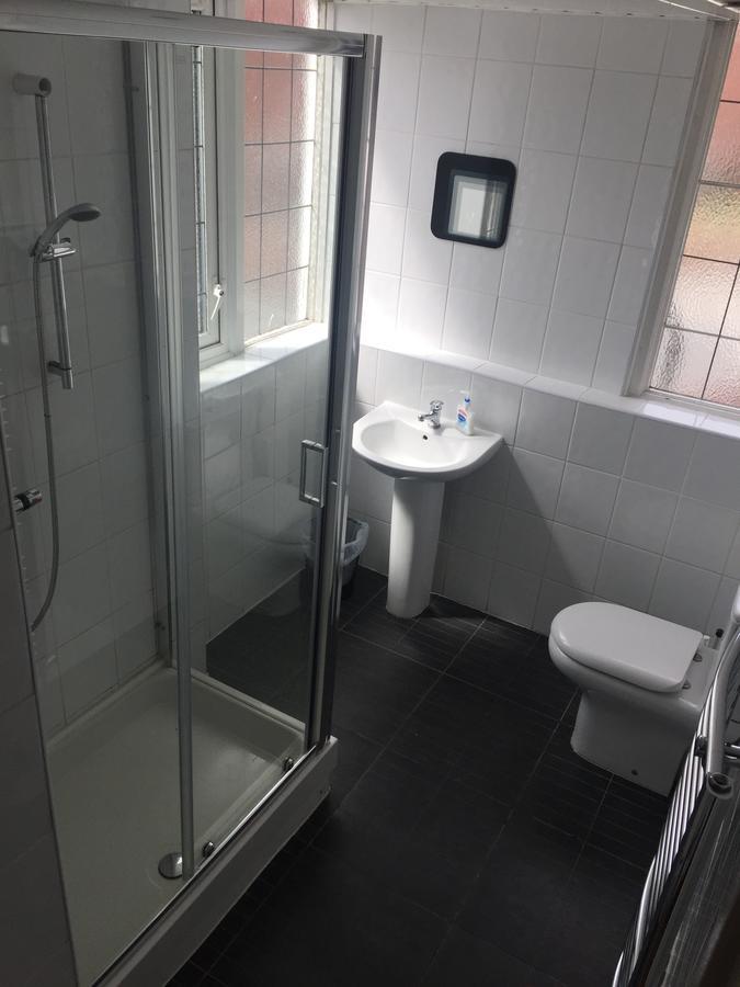 Queen Victoria Hotel Wolverhampton Extérieur photo