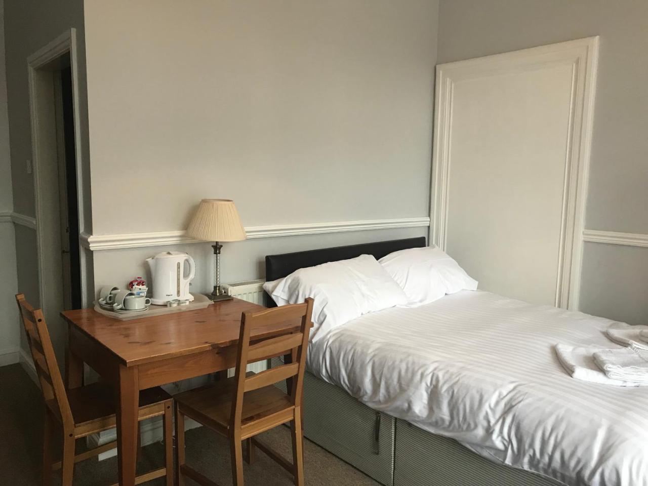 Queen Victoria Hotel Wolverhampton Extérieur photo
