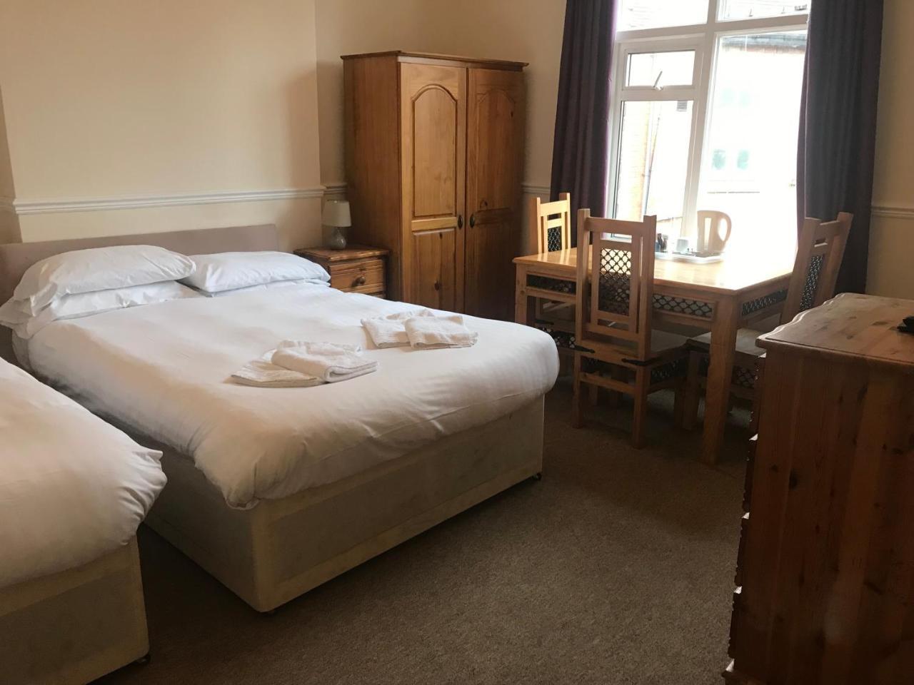 Queen Victoria Hotel Wolverhampton Extérieur photo