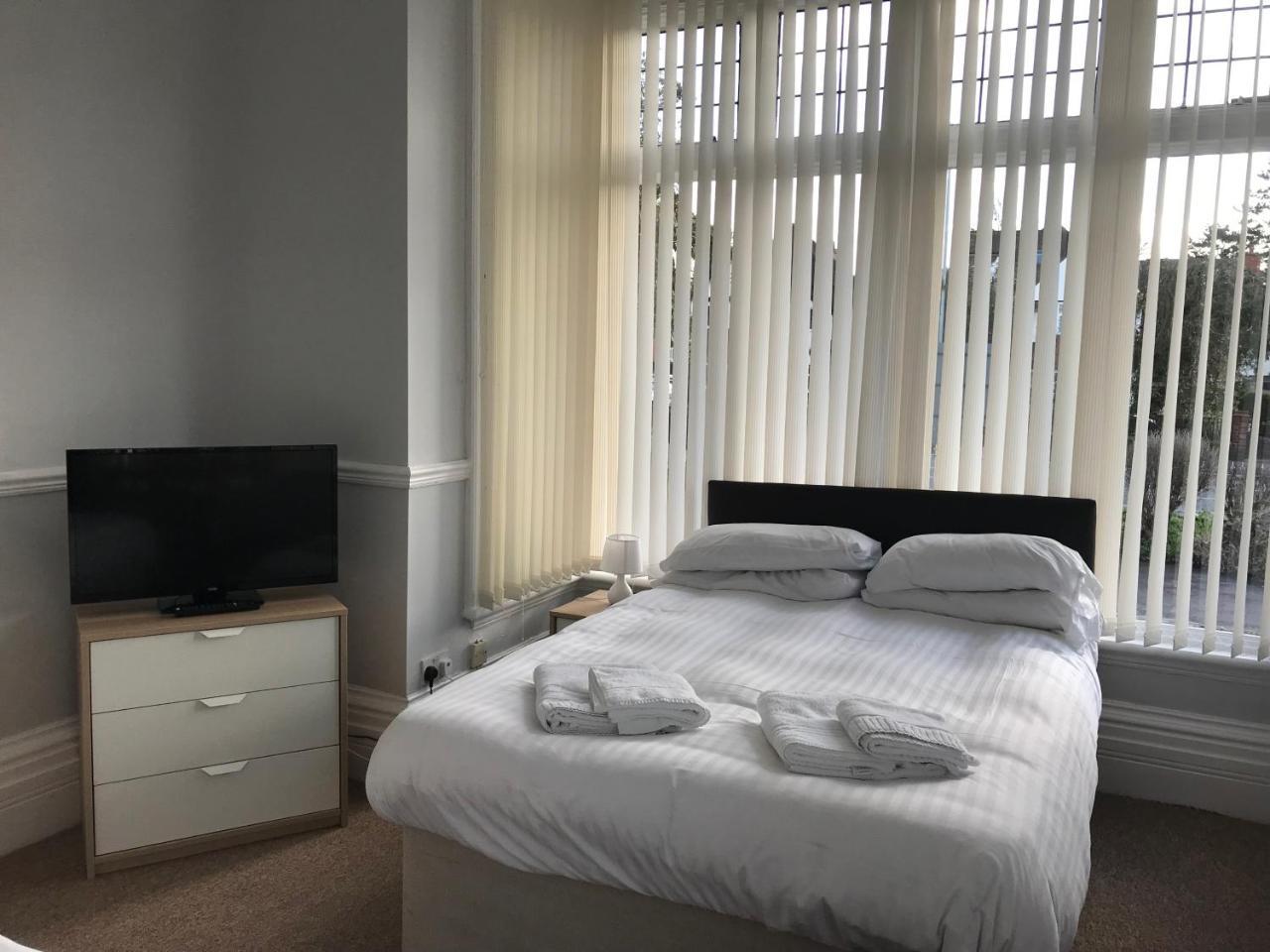 Queen Victoria Hotel Wolverhampton Extérieur photo