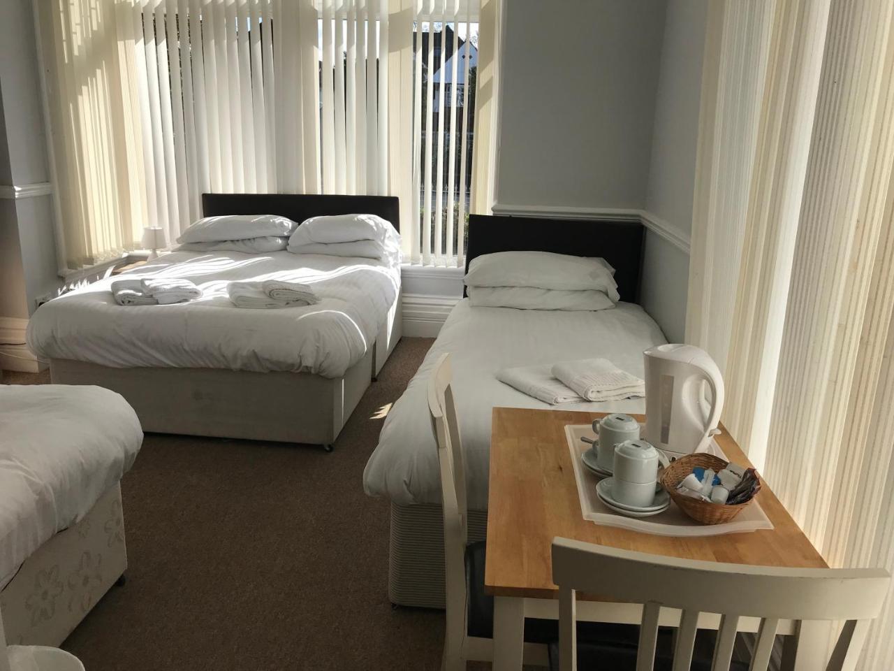 Queen Victoria Hotel Wolverhampton Extérieur photo